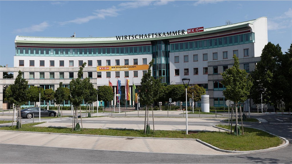 2024-08-19_eroeffnung_programm 01